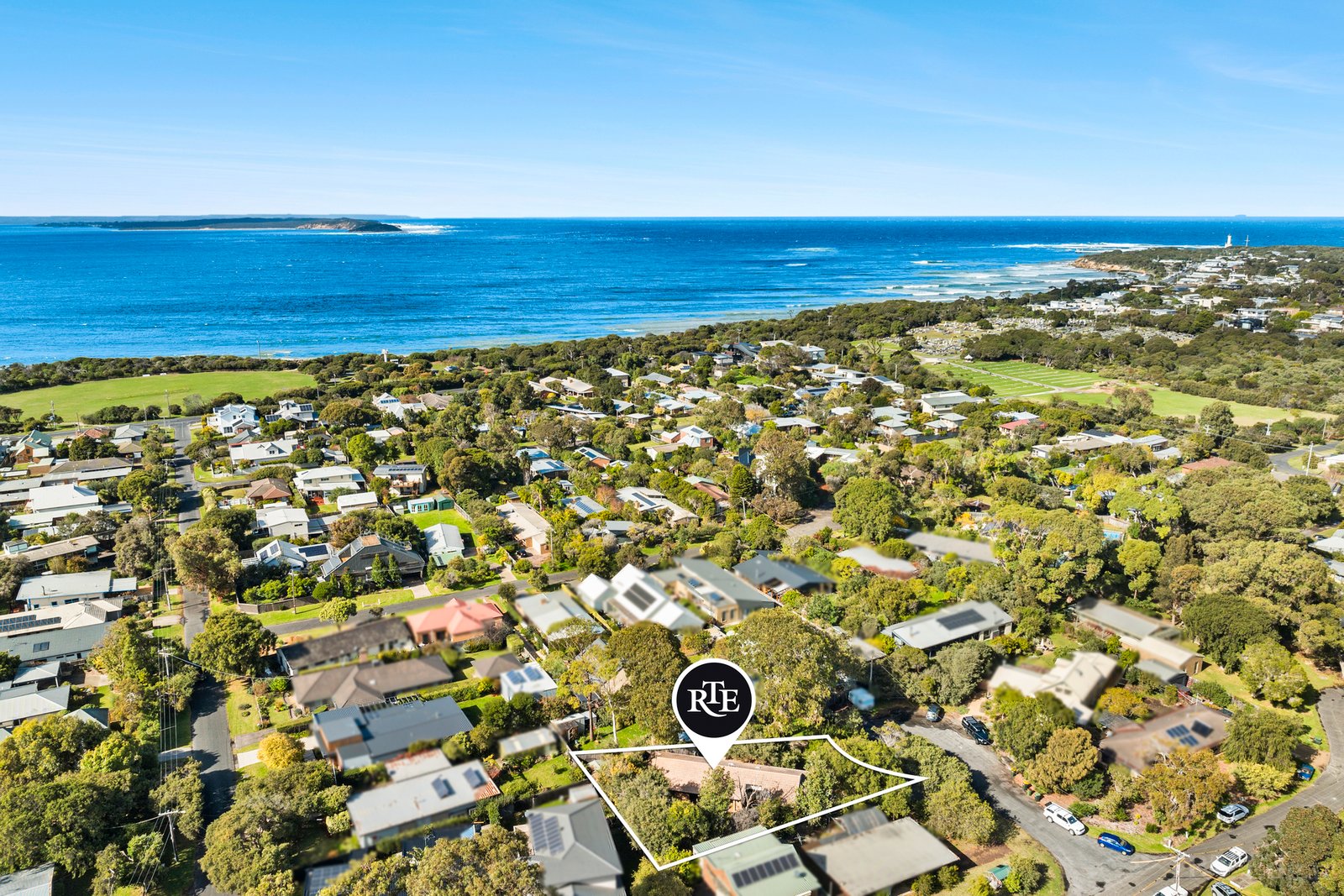 Real Estate and Property in 2 Pelham Court, Point Lonsdale, VIC
