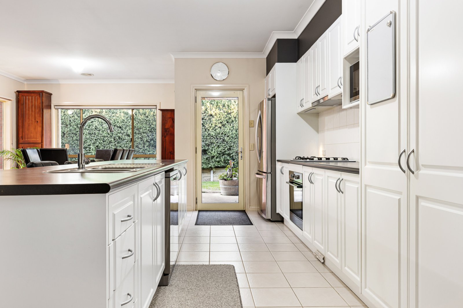 Gallery: 2 Peppertree Court