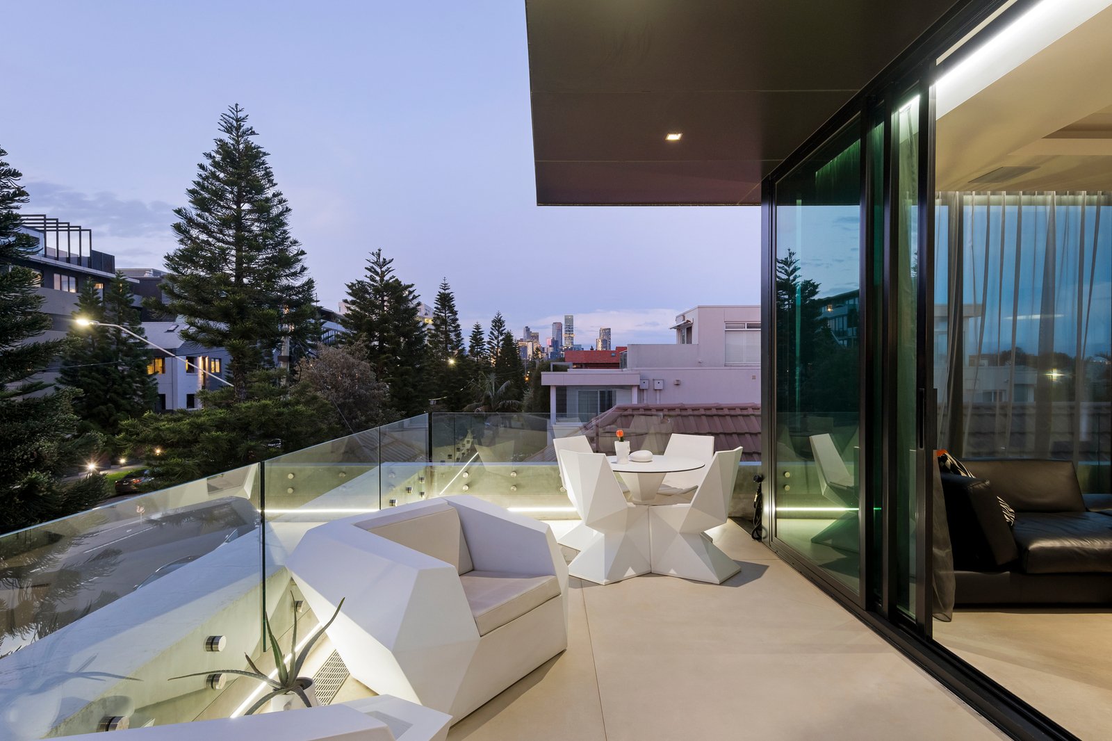 2 Pickles Street, Albert Park, 3206