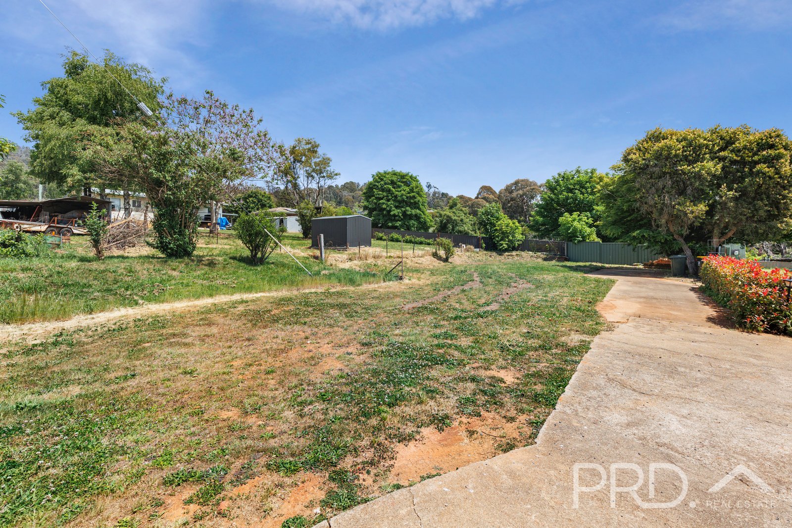 2 Pioneer Street BATLOW 8