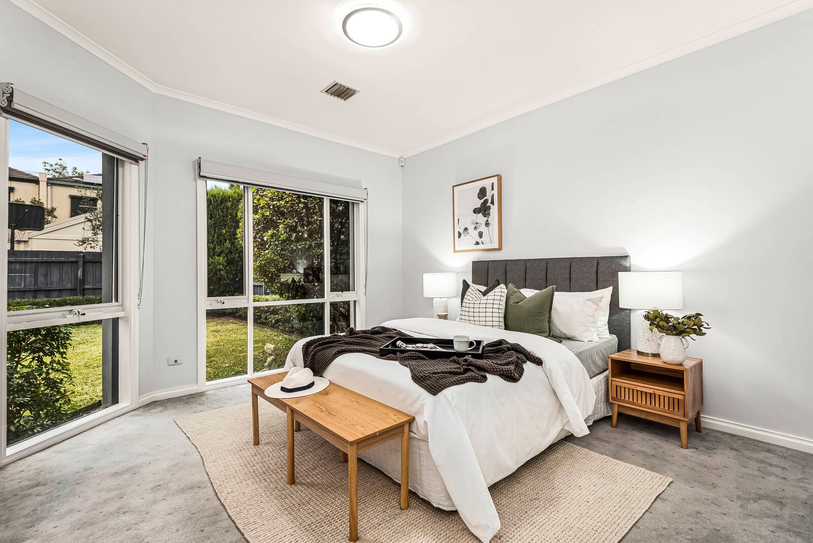 Real Estate and Property in 2 Pipe Court, Blackburn North, VIC