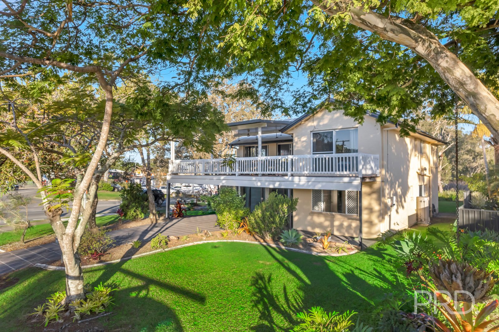 2 PITT Street REDLAND BAY 1