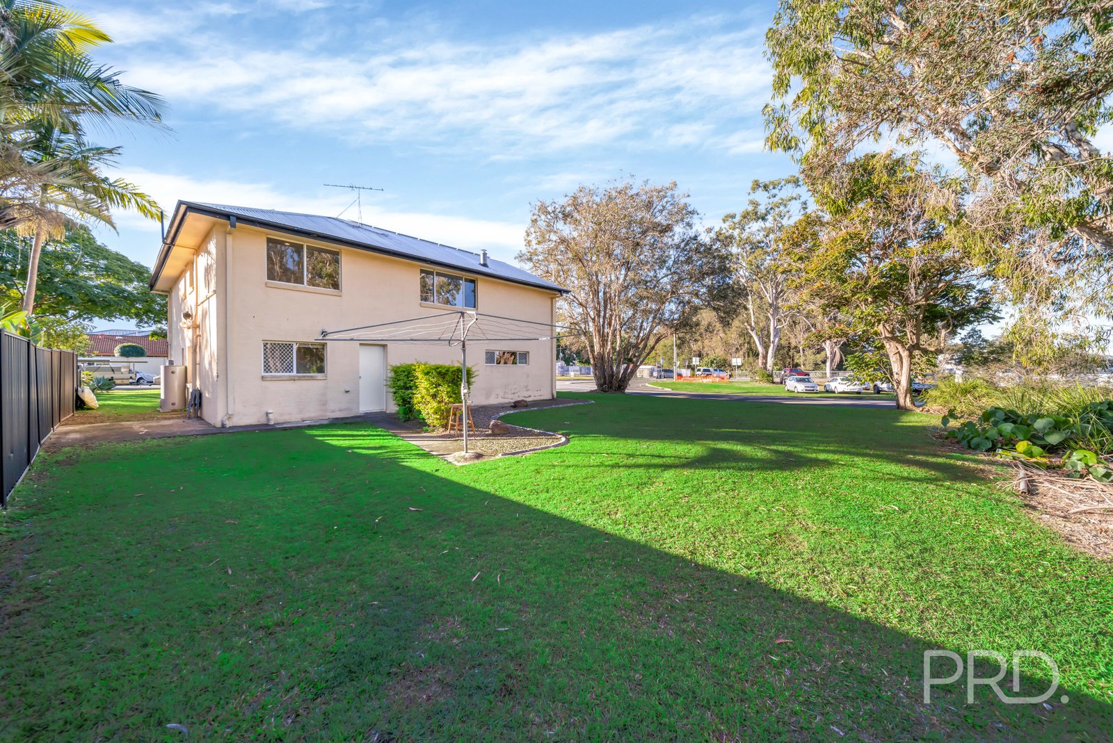 2 PITT Street REDLAND BAY 11