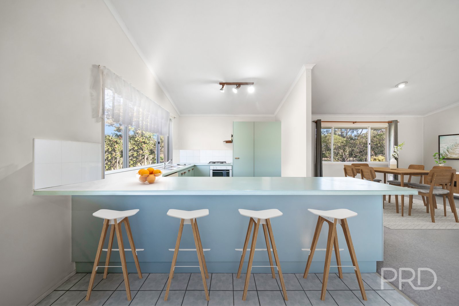 2 PITT Street REDLAND BAY 16