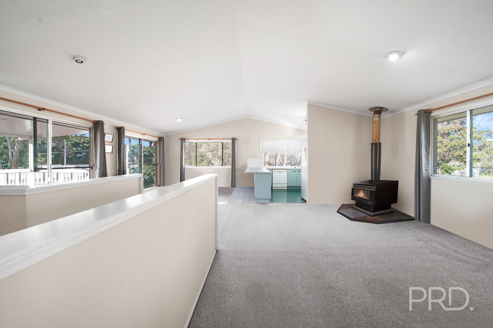 2 PITT Street REDLAND BAY 17