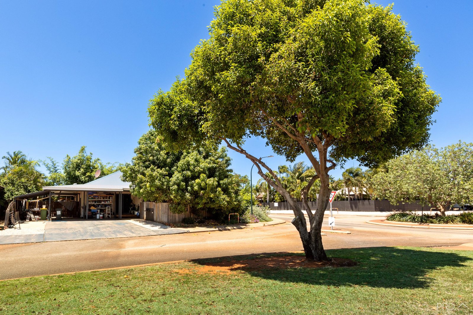 2 Planigale Loop DJUGUN 27