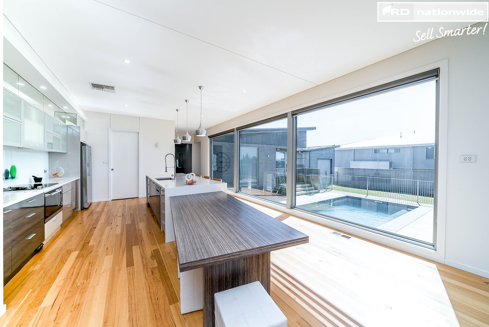 2 Plunkett Drive LAKE ALBERT 6