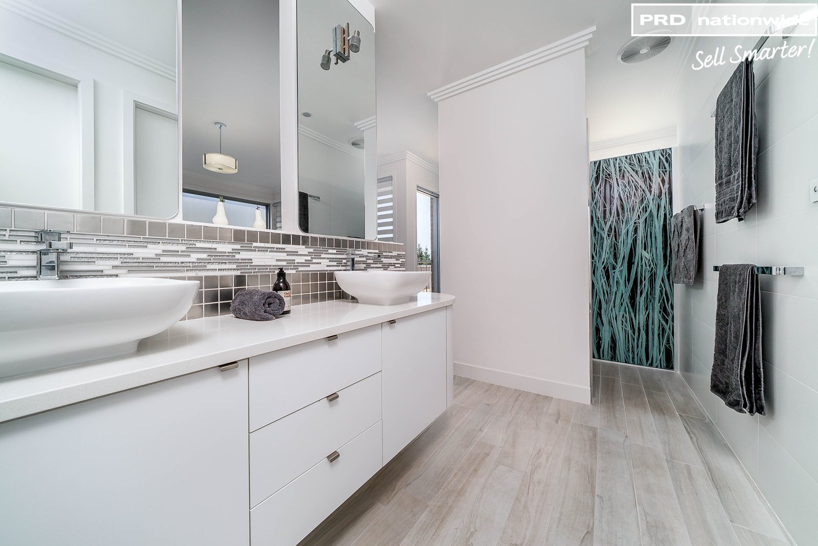 2 Plunkett Drive LAKE ALBERT 13