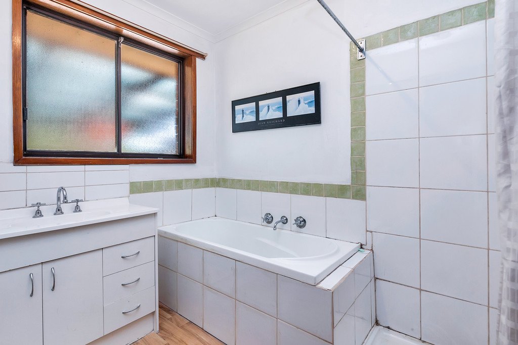 2 Pollards Lane CRESWICK 10