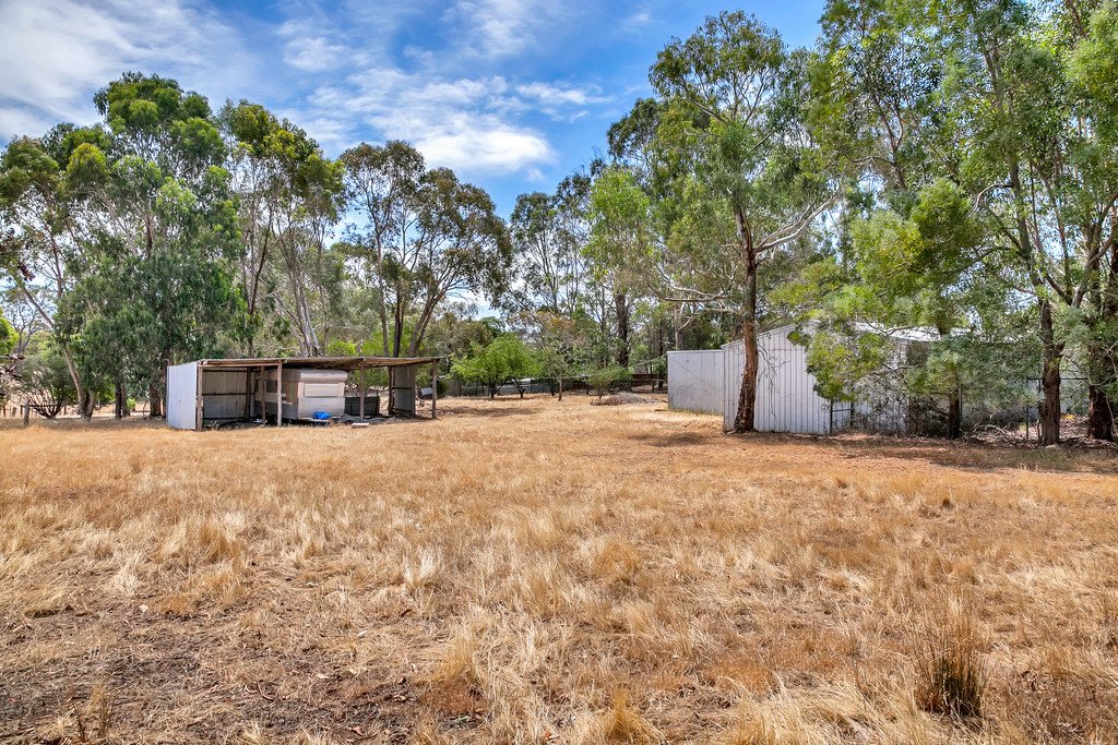 2 Pollards Lane CRESWICK 13