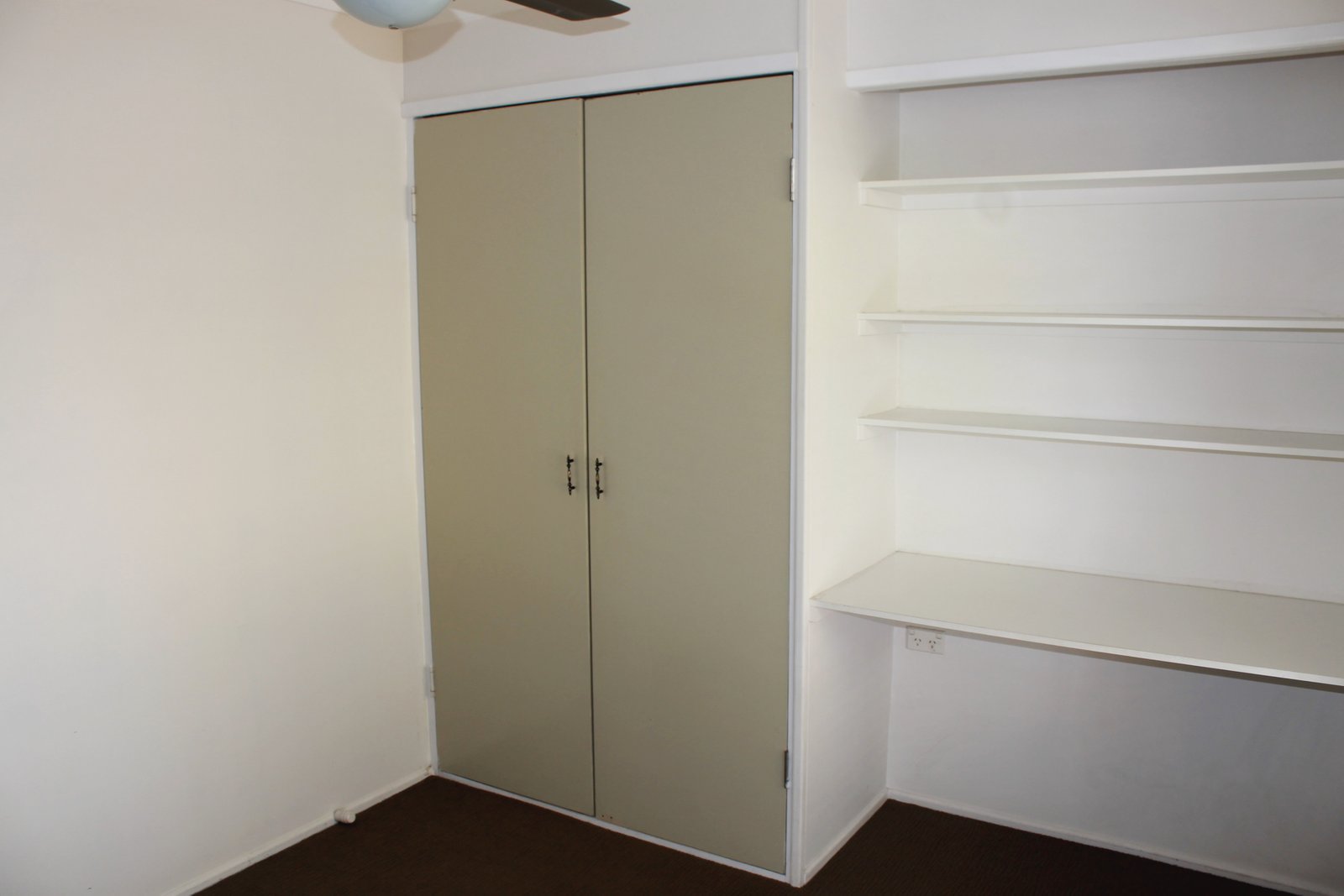 2 Polmaise Street BOYNE ISLAND 17