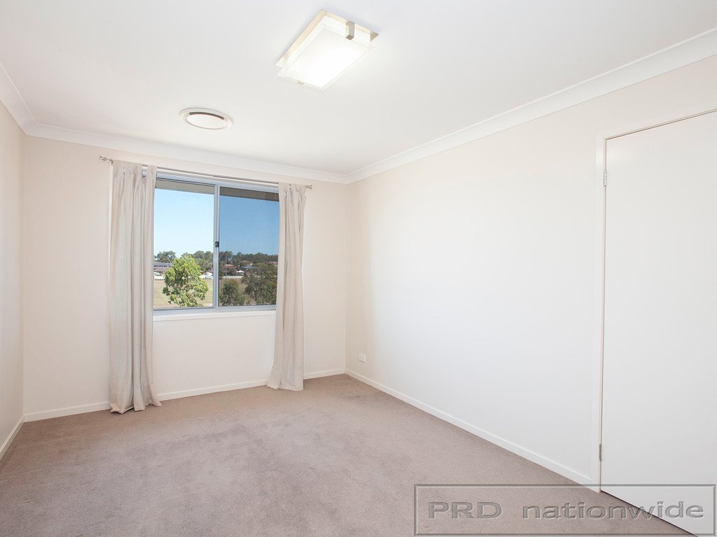 2 Portabello Crescent THORNTON 20