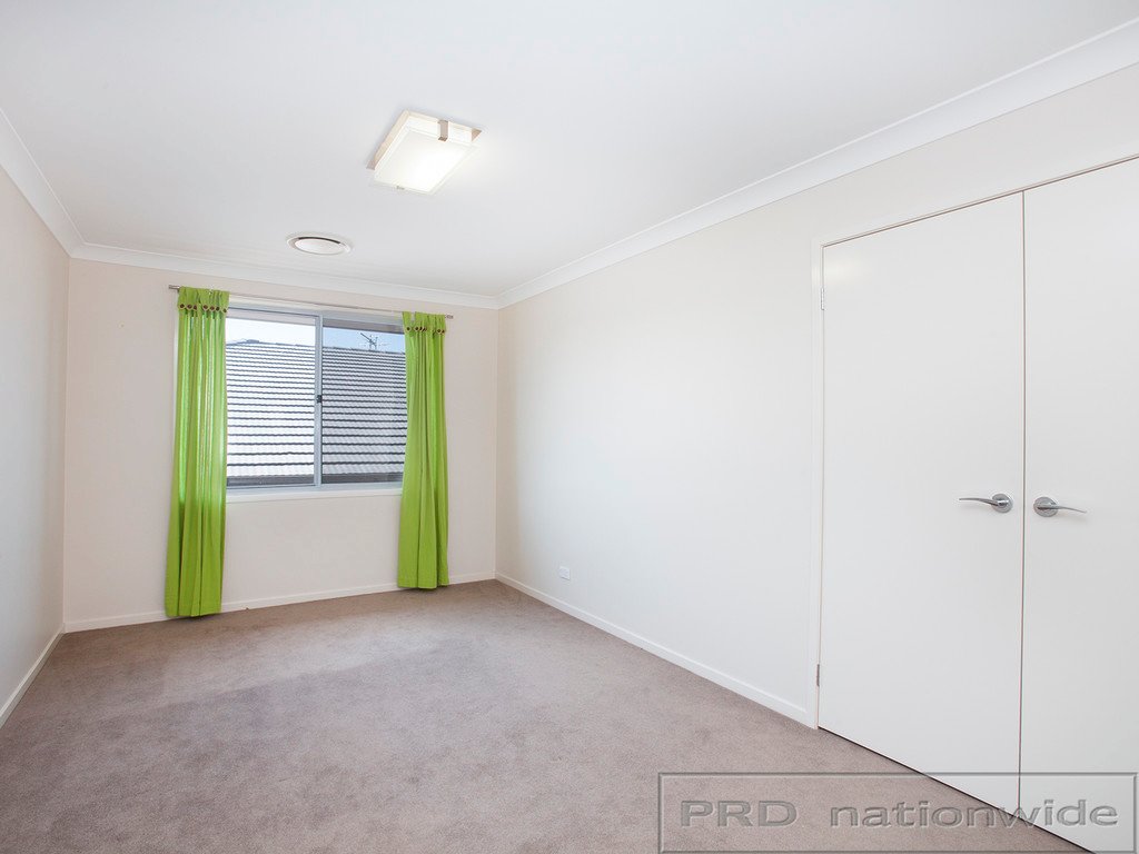 2 Portabello Crescent THORNTON 22