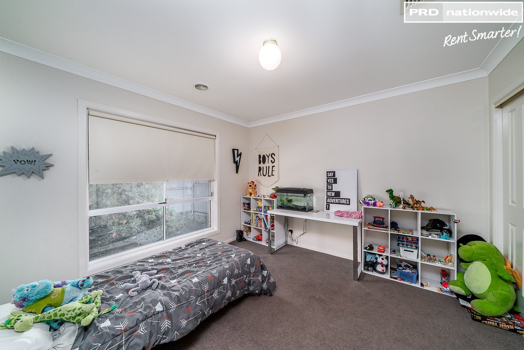 2 Post Place LAKE ALBERT 7