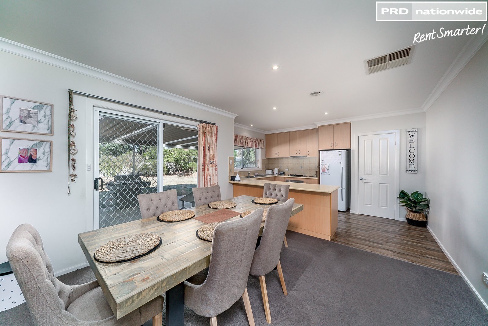 2 Post Place LAKE ALBERT 4