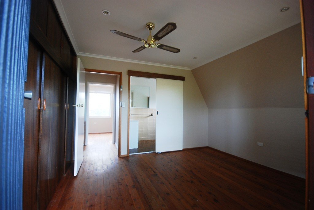 2 Raleigh Place KOORINGAL 5