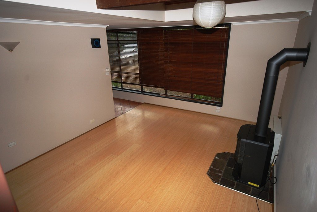 2 Raleigh Place KOORINGAL 6