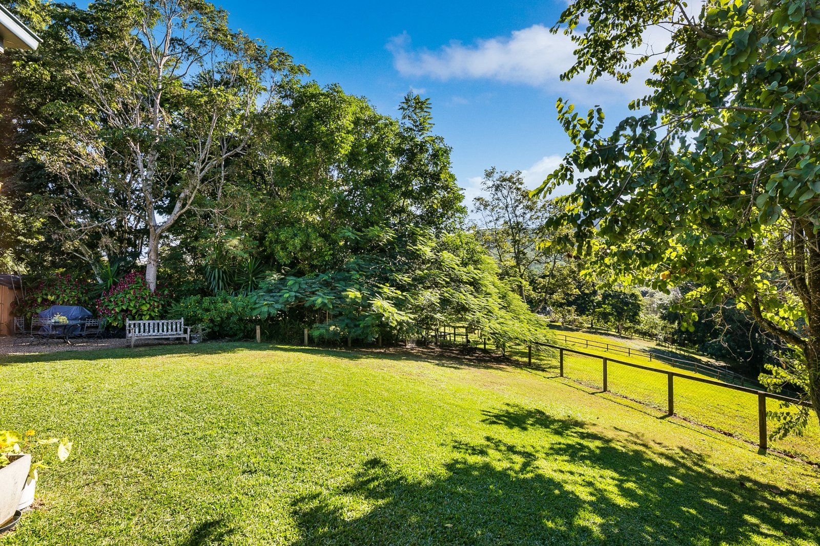 2 Ranch Court TALLEBUDGERA VALLEY 9