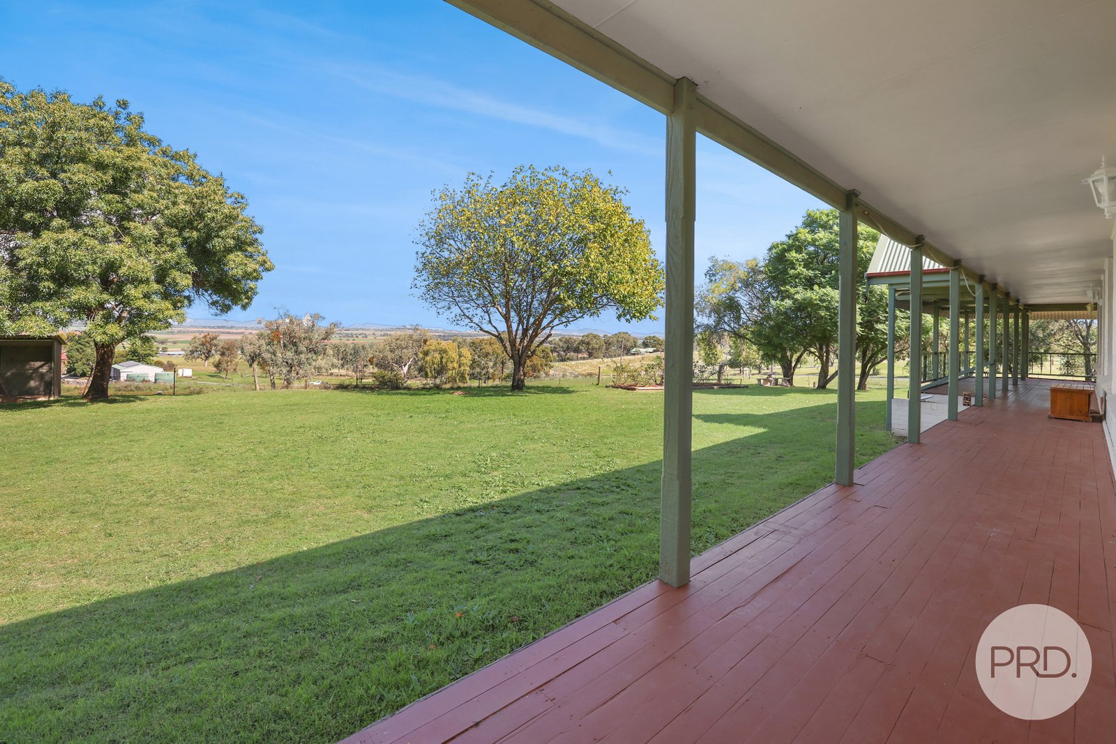 2 Red Gum Place TAMWORTH 9