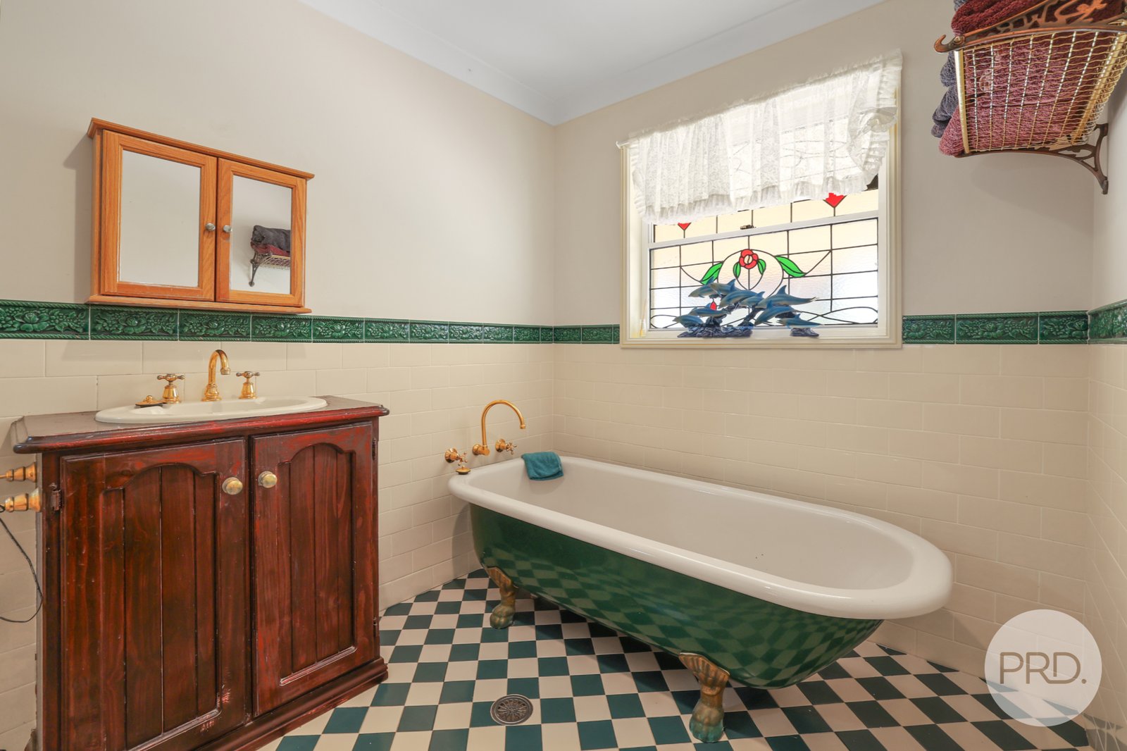 2 Red Gum Place TAMWORTH 22