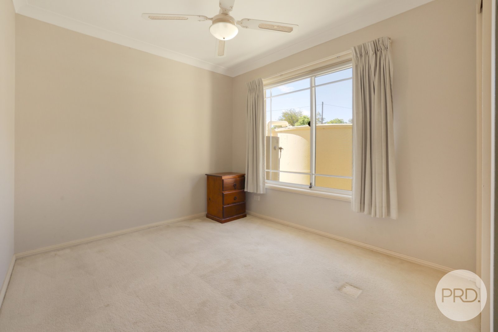 2 Red Gum Place TAMWORTH 23