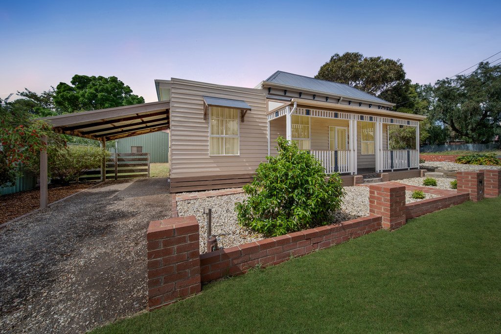 2 Reef Street EAGLEHAWK 2