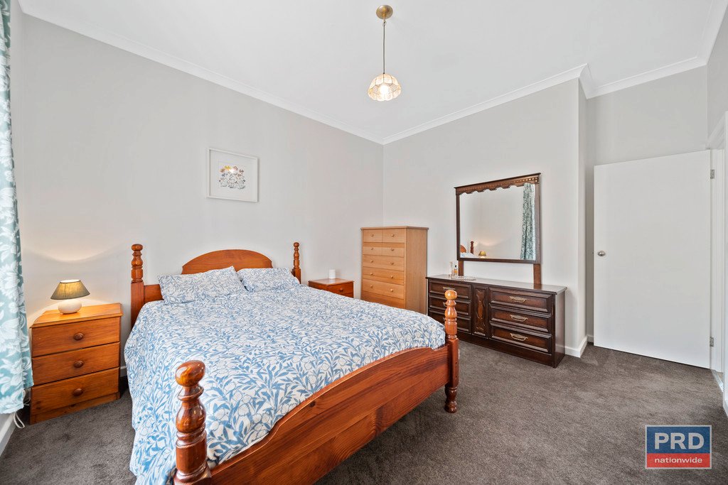 2 Reef Street EAGLEHAWK 3