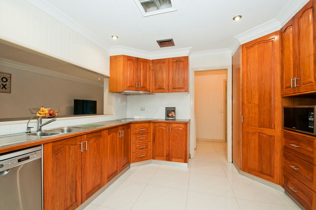 2 Reid St DAPTO 8