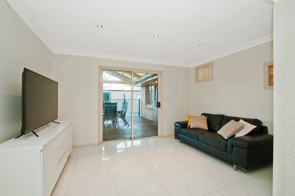 2 Reid St DAPTO 13
