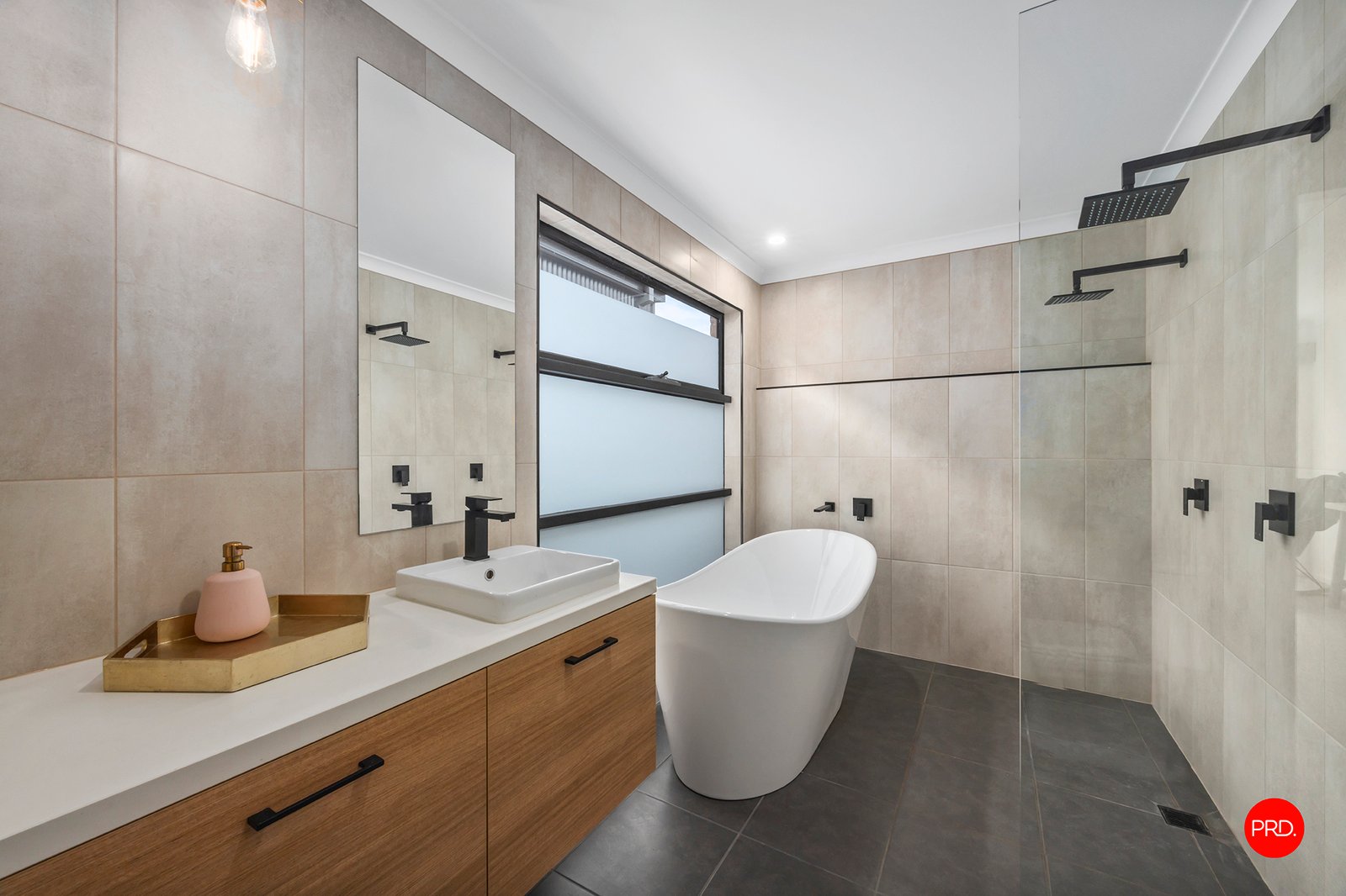 2 Rheola Drive WHITE HILLS 11