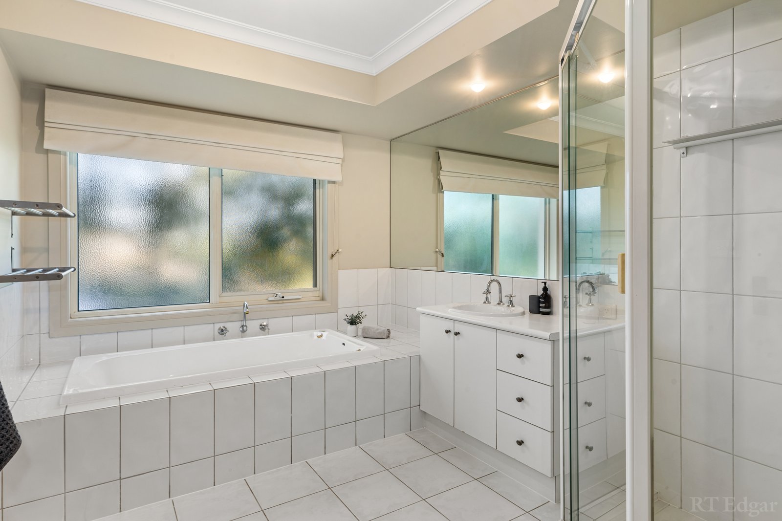 Real Estate and Property in 2 Ridley Court, Doncaster East, VIC