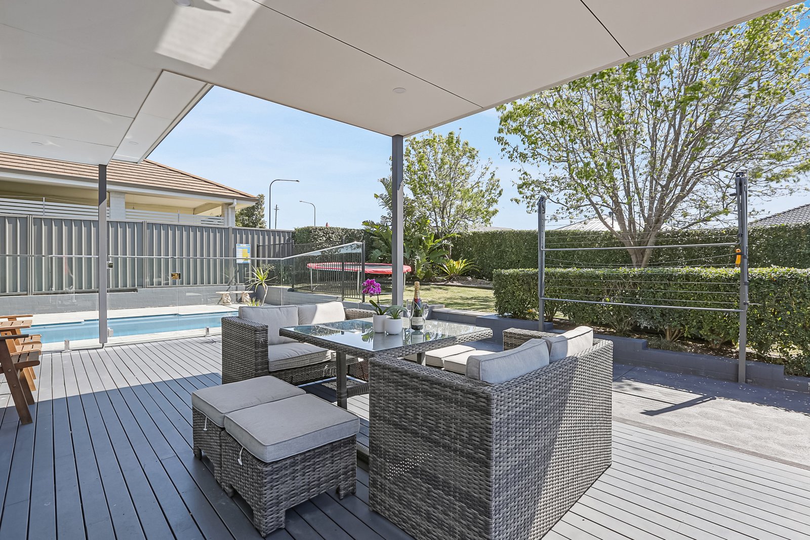 2 Riverside Crescent HAYWARDS BAY 11