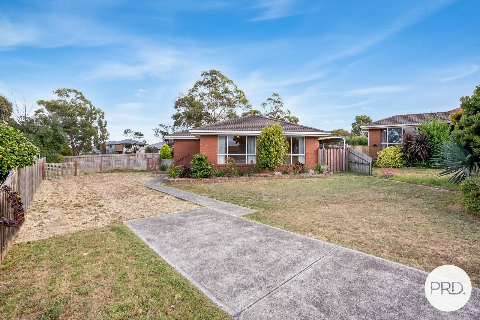 2 Robe Court OAKDOWNS 17