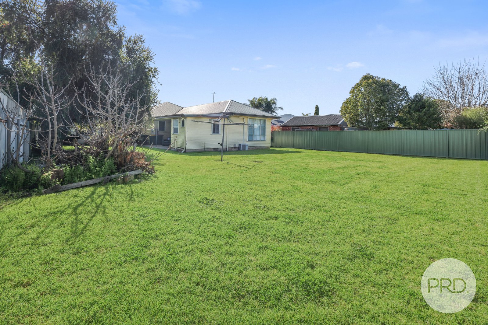 2 Robina Street TAMWORTH 20