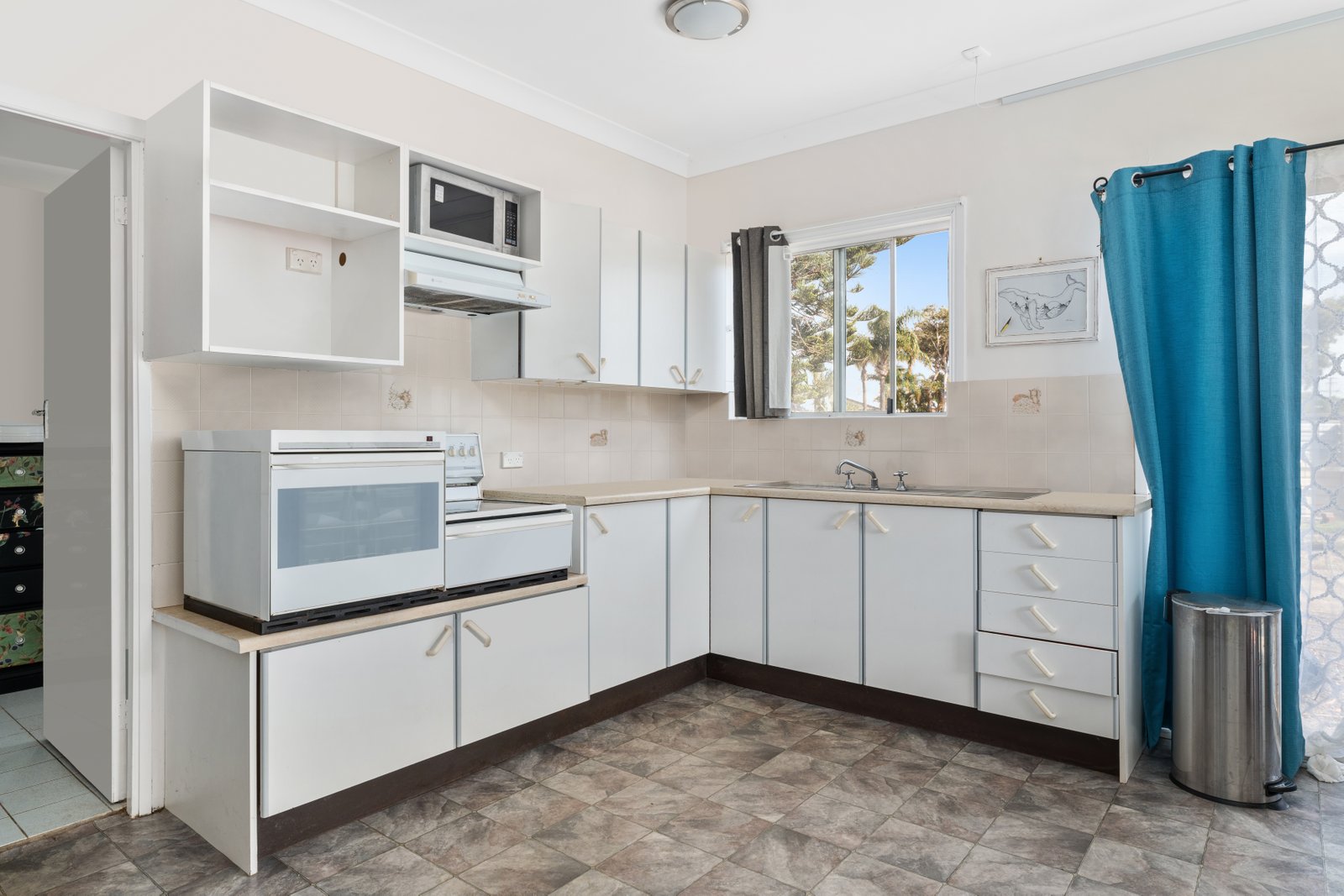 2 Robinson Street ANNA BAY 12
