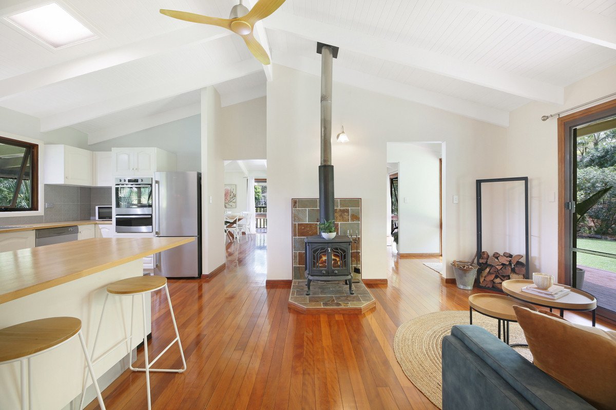 2 Ronelle Court TALLEBUDGERA 7