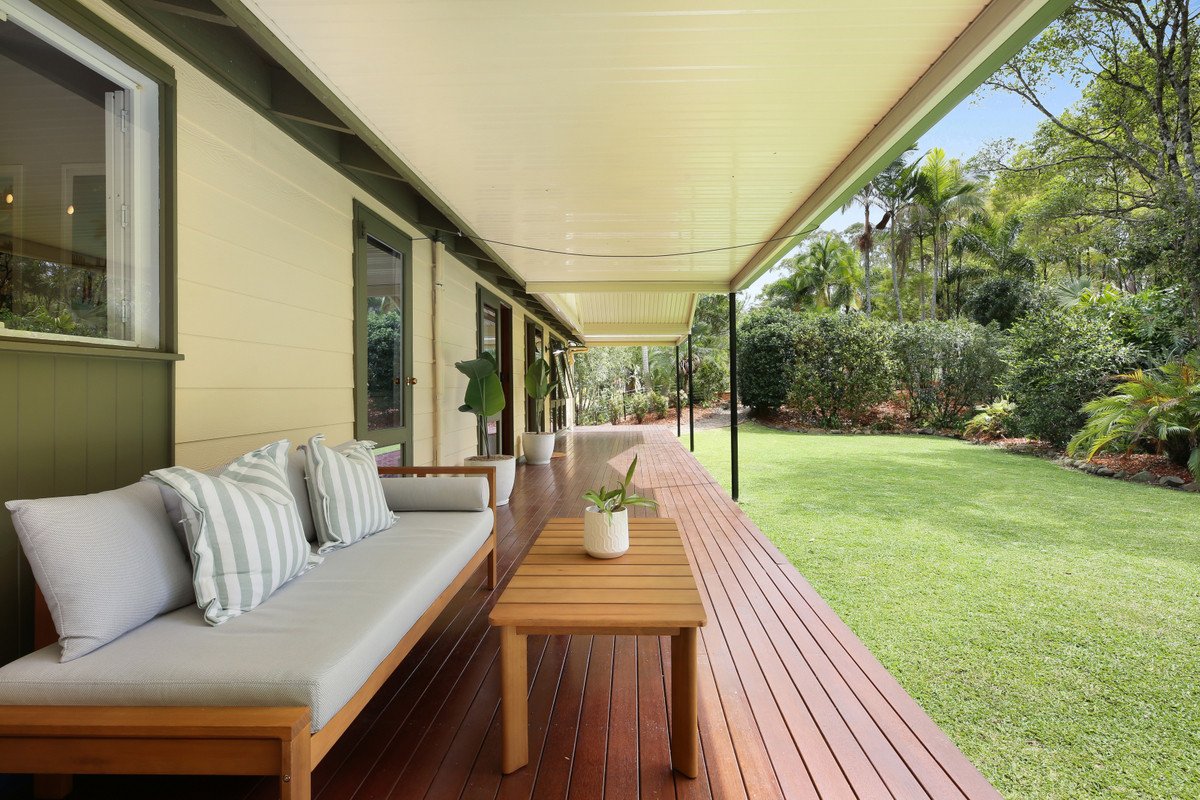 2 Ronelle Court TALLEBUDGERA 12