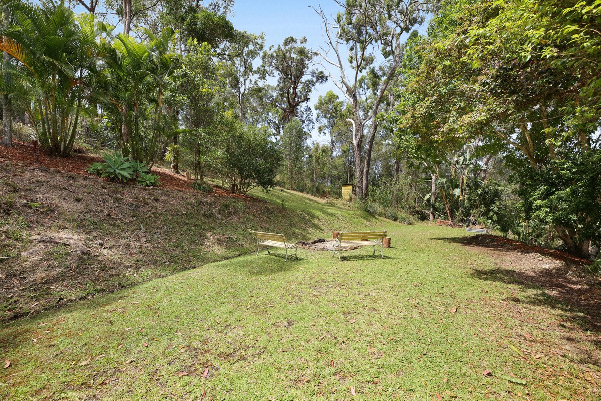 2 Ronelle Court TALLEBUDGERA 15