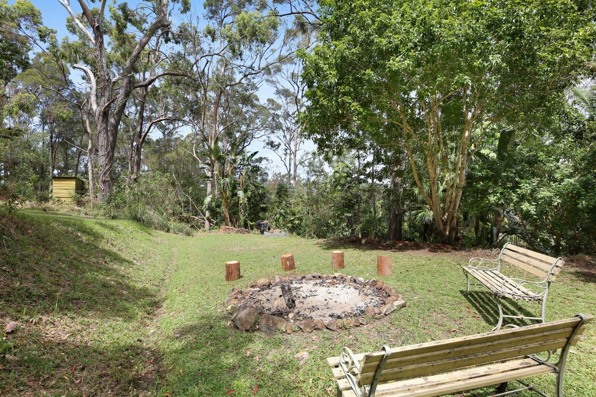 2 Ronelle Court TALLEBUDGERA 30