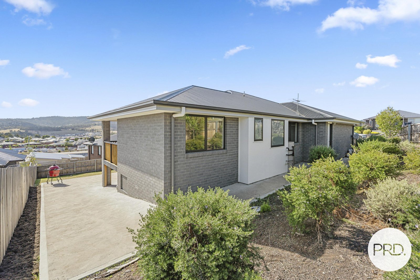 2 Rosalie Place HOWRAH 16