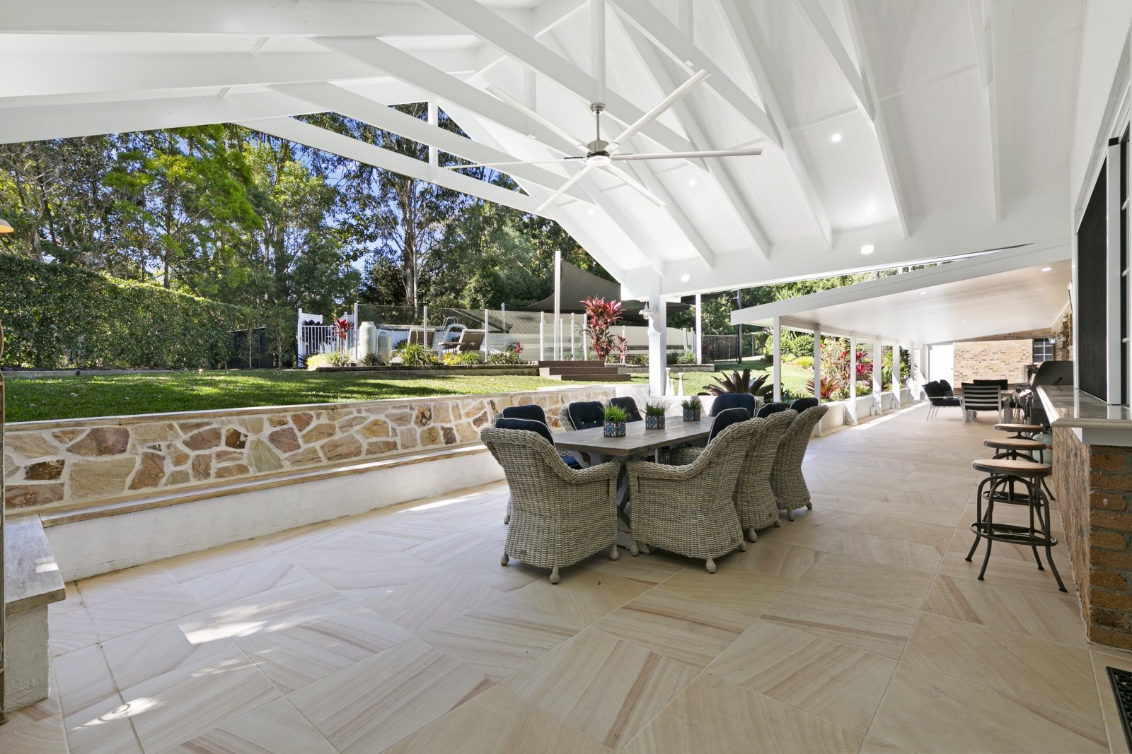 2 Rosebank Court TALLEBUDGERA 3