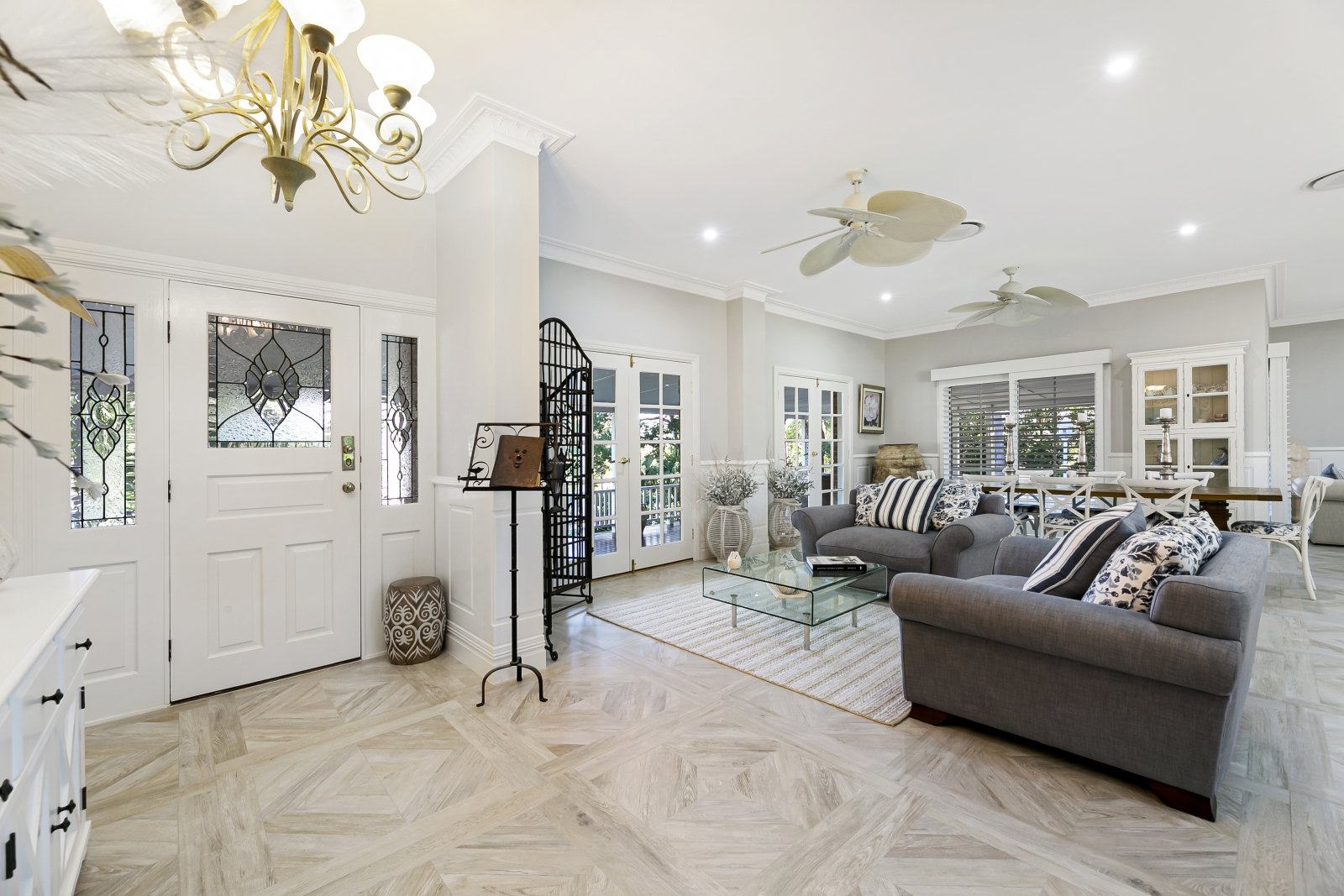 2 Rosebank Court TALLEBUDGERA 10