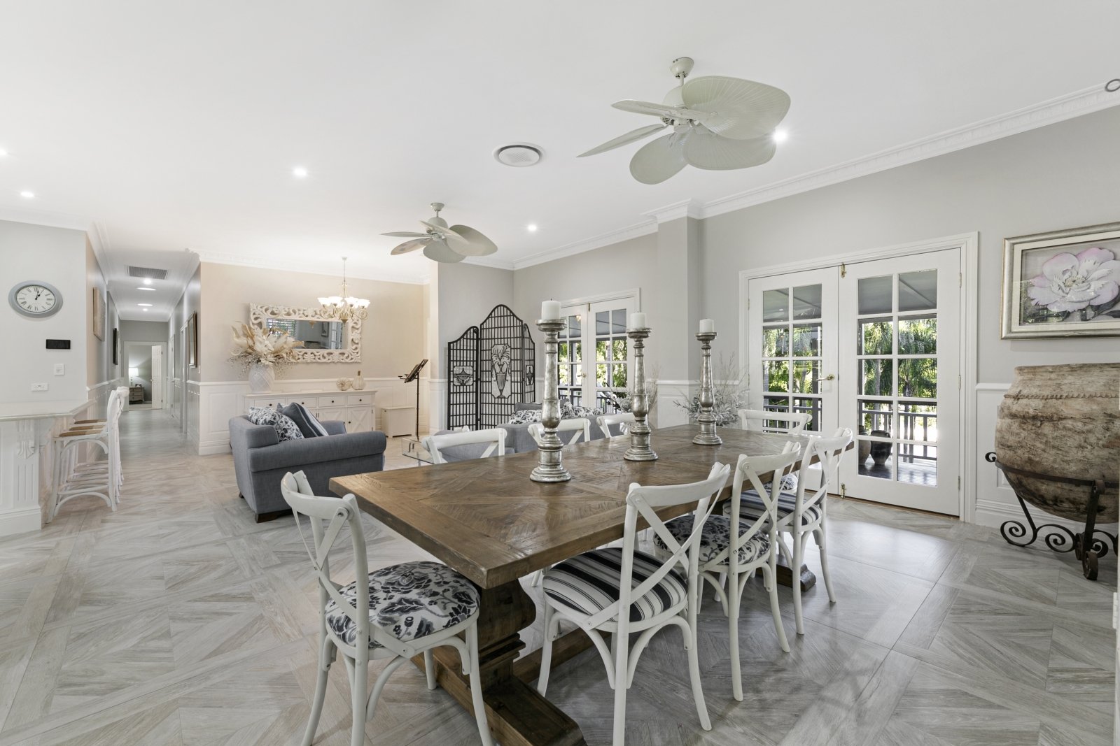 2 Rosebank Court TALLEBUDGERA 11