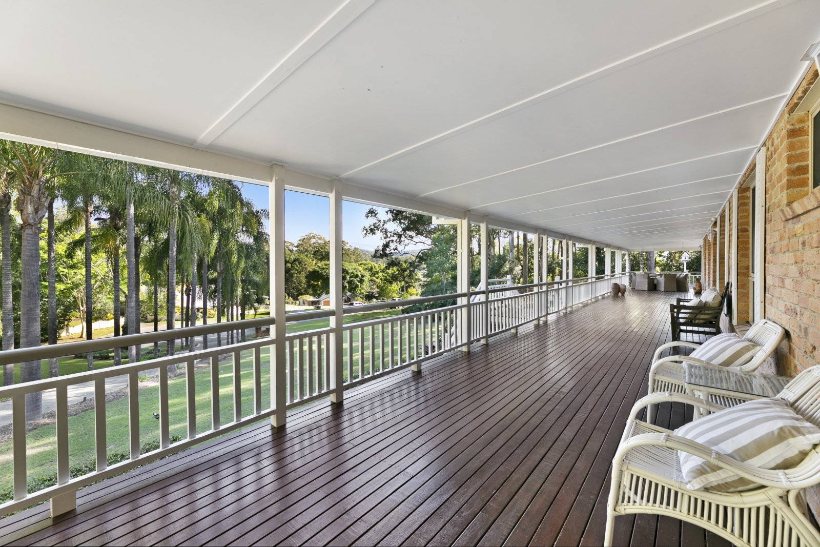 2 Rosebank Court TALLEBUDGERA 13