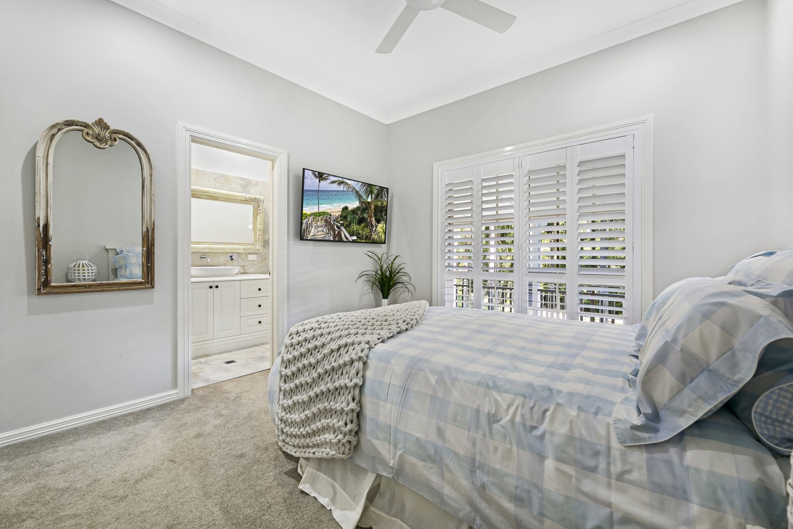 2 Rosebank Court TALLEBUDGERA 20