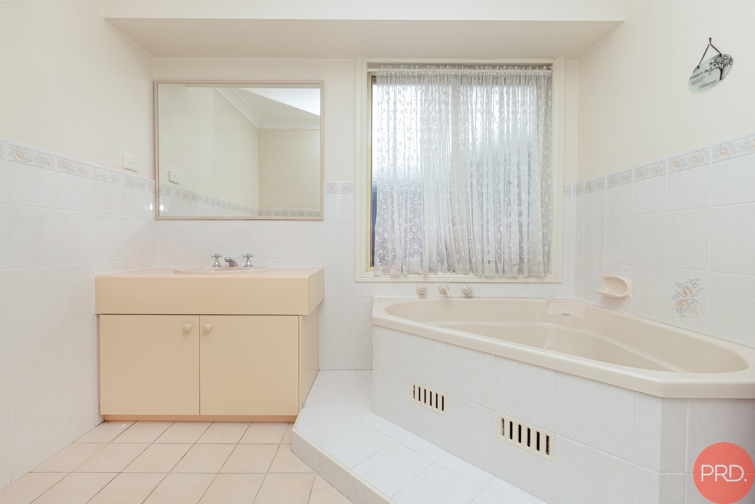 2 Rosebrook Row EAST MAITLAND 21