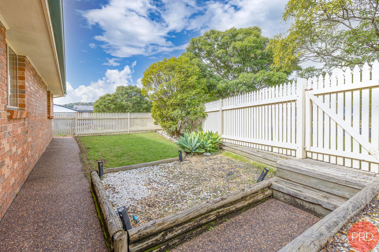 2 Rosebrook Row EAST MAITLAND 28