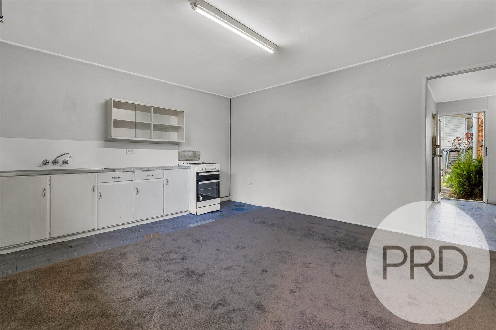 2 Roseleigh Street KALINGA 12