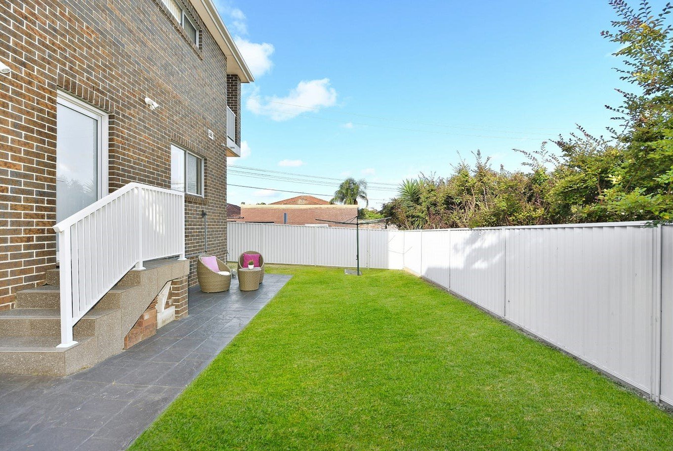 2 Rosemont Avenue MORTDALE 8