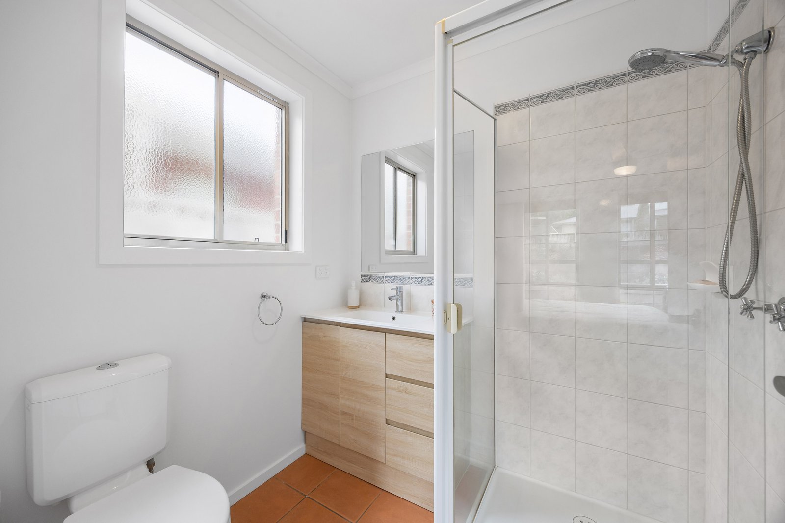 2 Rosewood Court MOUNT HELEN 13